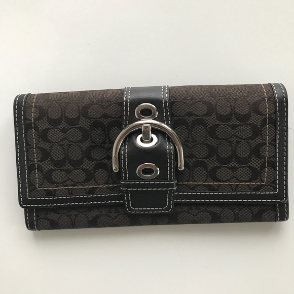Coach Wallet - Picture 1 of 2